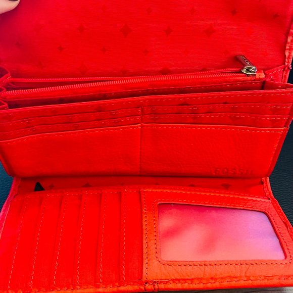 Ladies Wallet - Picture 3 of 4